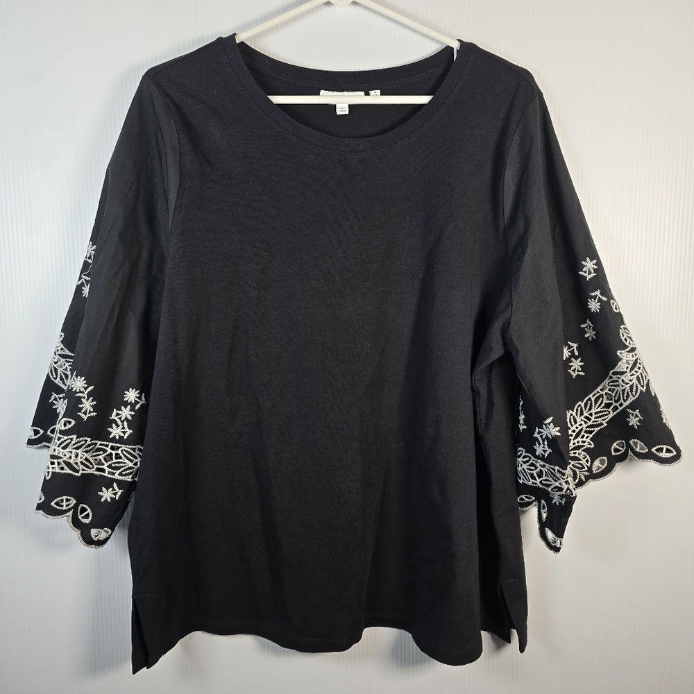 Chico's Women's Black Tunic Top With White Embroidered Bell Sleeves Size 3/XL